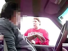 Chica videos de abuelas viciosas acarició la entrepierna a través de negro pantimedias en fundición