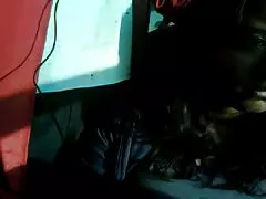 Rubia atornillar a sí misma con un dedo. abuelas cubanas follando
