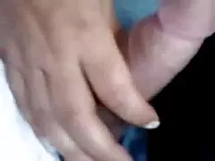 Morena en medias se la videos pornográficos de ancianos follan en el coño y el culo