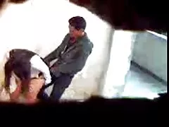 Anal Atleta Se Folla A Chica A abuelas muy cerdas Través Del Agujero En Polainas