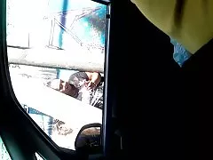 Dedos de pelo rojo en el videos de sexo anal con abuelas sofá con una polla larga.